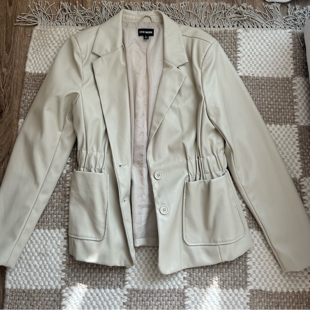 Steve Madden Women's Blazer in Cream